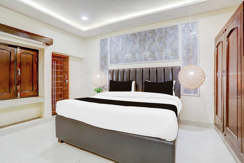 Classic Room | Desk, WiFi (free), bed sheets