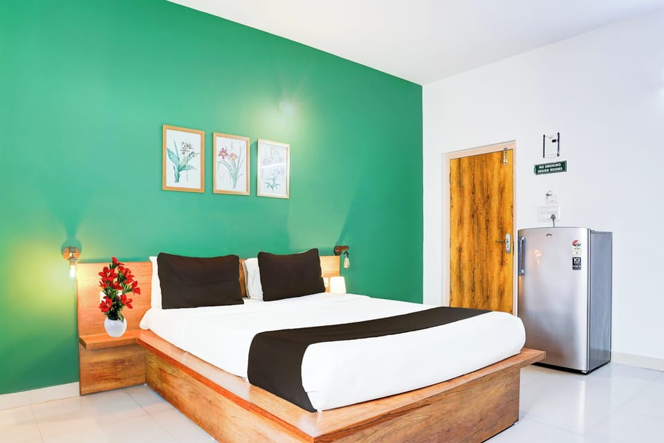 WiFi (free), bed sheets