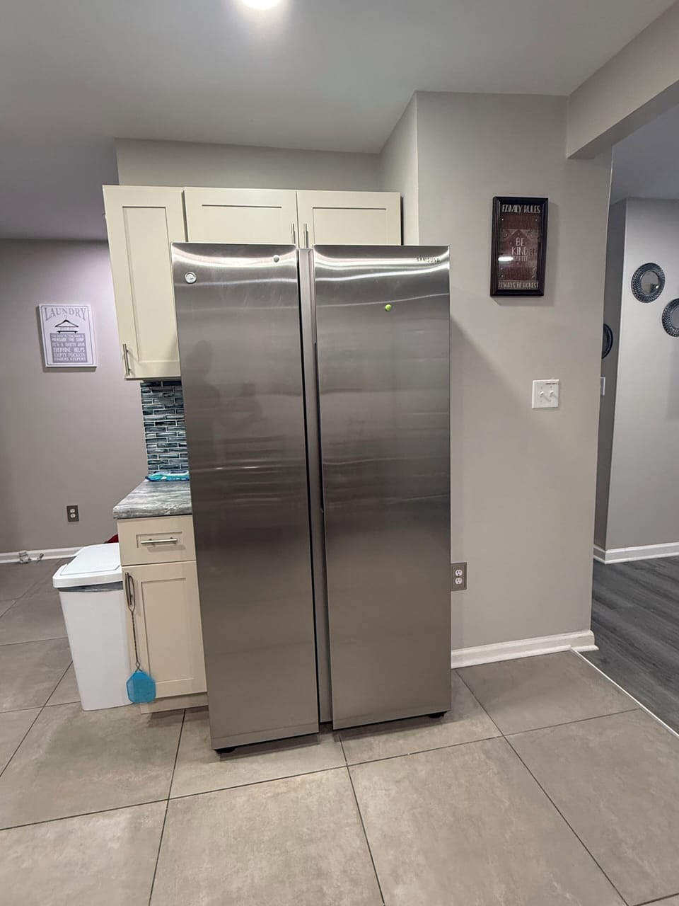Kitchen refrigerator