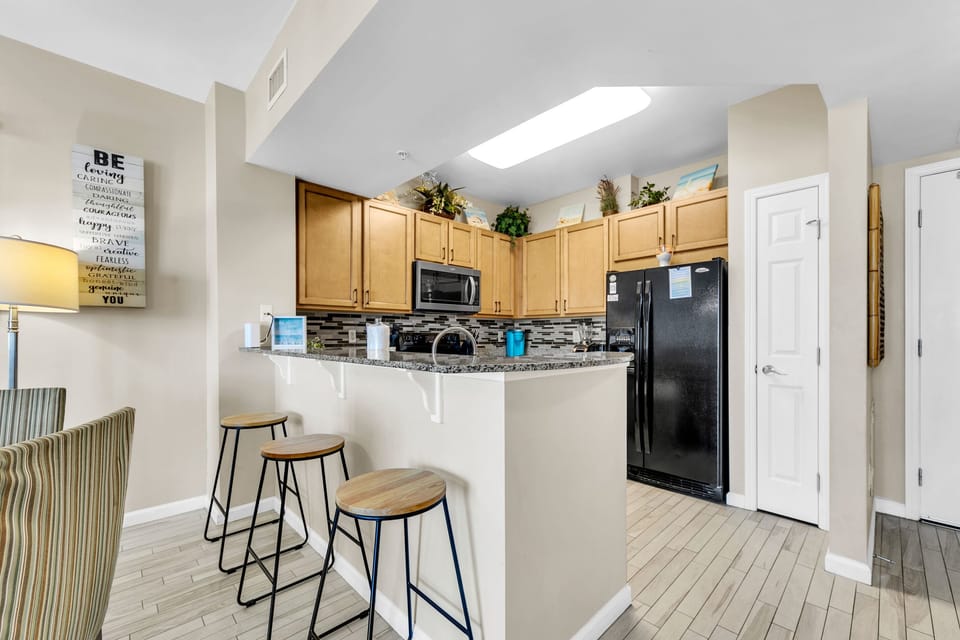 Countertop bar seating