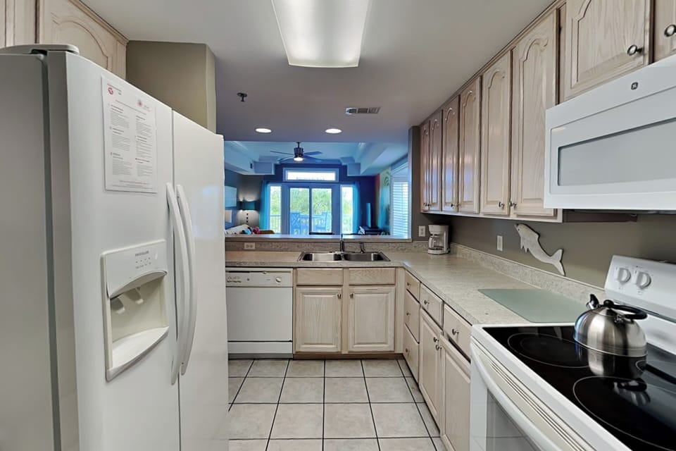 Tybee Nature | Full Kitchen