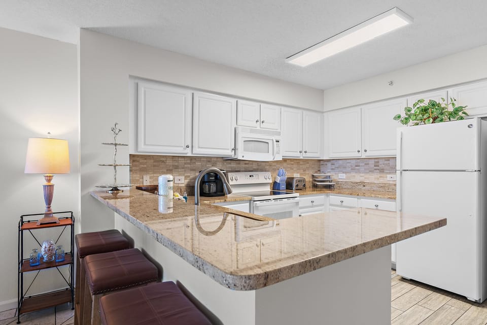 Kitchen Bar Area with Seating