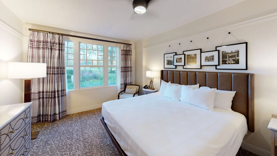 Primary Bedroom • King Bed