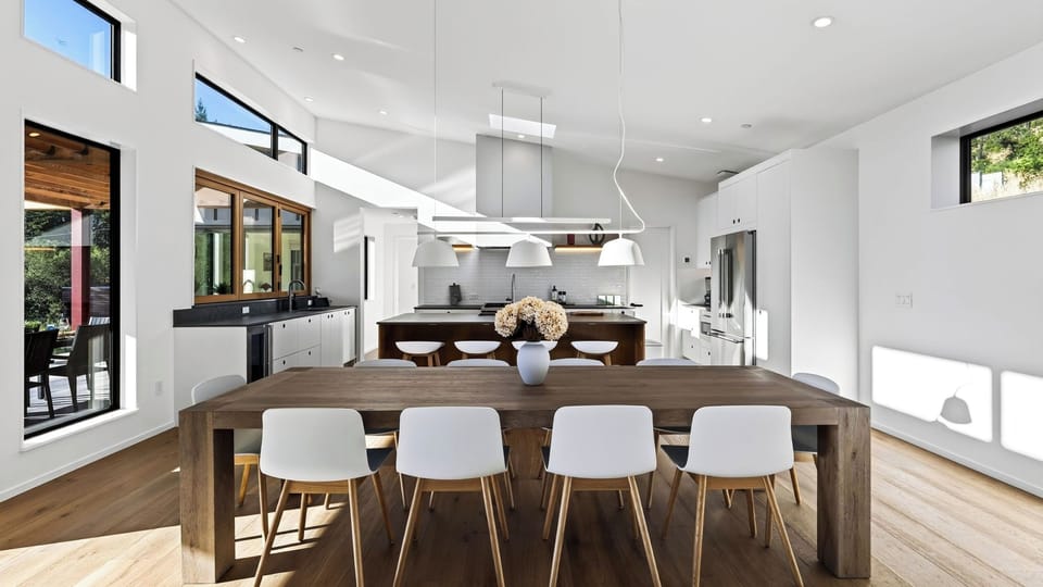 House (5 Bedrooms) | Interior