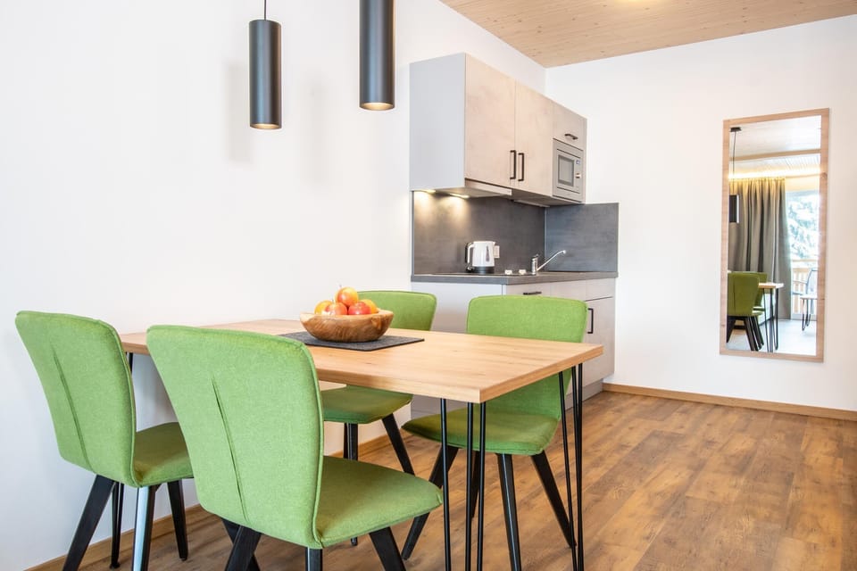 Chalet, Balcony, Mountain View | In-room safe, blackout drapes, WiFi (free), bed sheets
