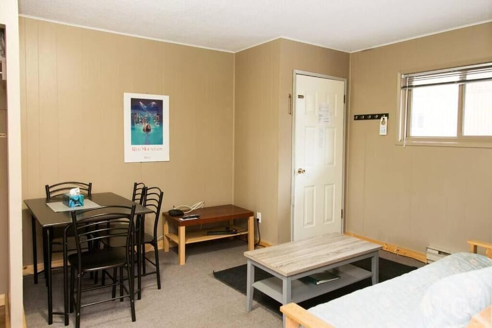Comfort Apartment, 2 Bedrooms | Dining