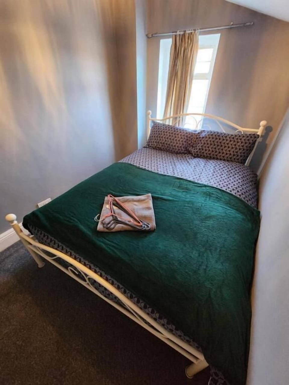 Deluxe Double Room, City View | Blackout drapes, soundproofing, WiFi (free)