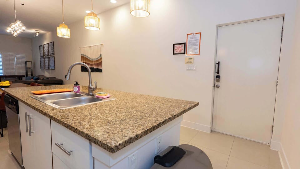 Apartment, Multiple Beds, Garden View (La Isla 206C) | Interior