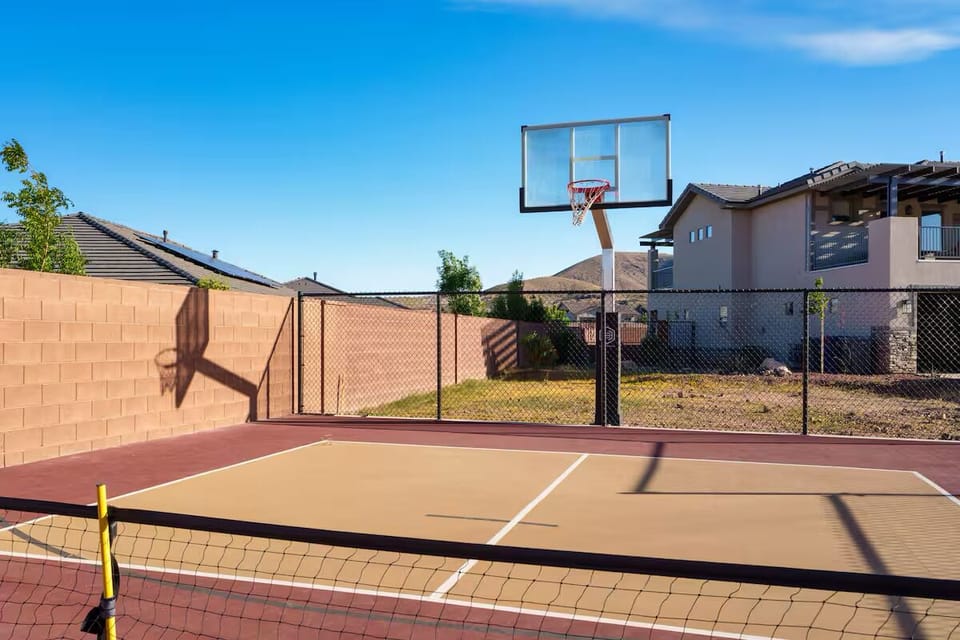 Sport court