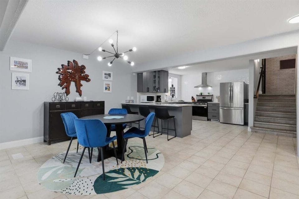 House, Multiple Beds (Island Point Escape) | 4 bedrooms, individually decorated, individually furnished, bed sheets