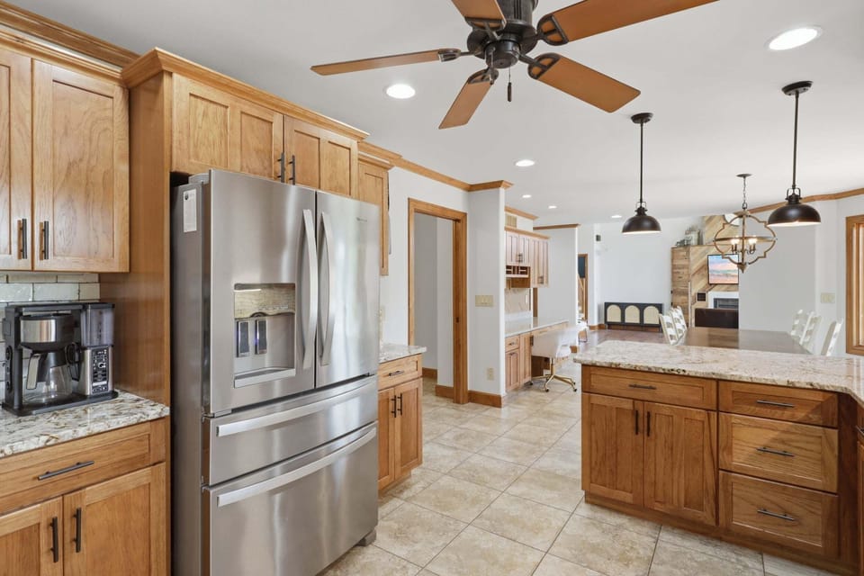 House, Multiple Beds, Pool View (Woodland Waves) | Private kitchen