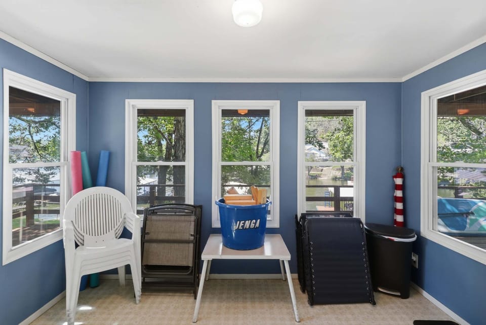 House, Multiple Beds (Golden Beach Getaway) | Interior
