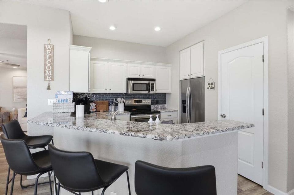 Condo, Multiple Beds (Lake it Easy) | Private kitchen