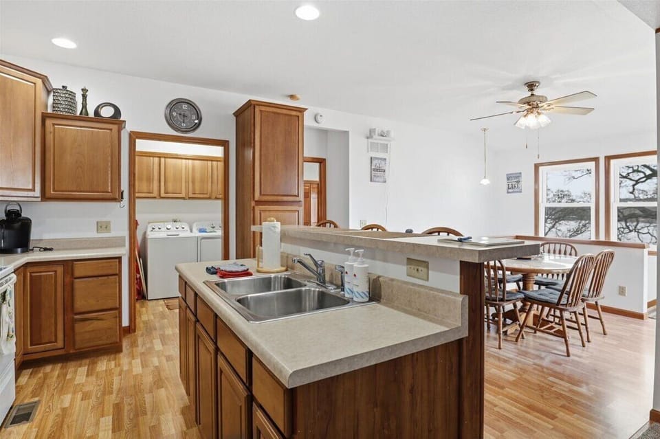 House, Multiple Beds (Off-Duty Oasis) | Private kitchen