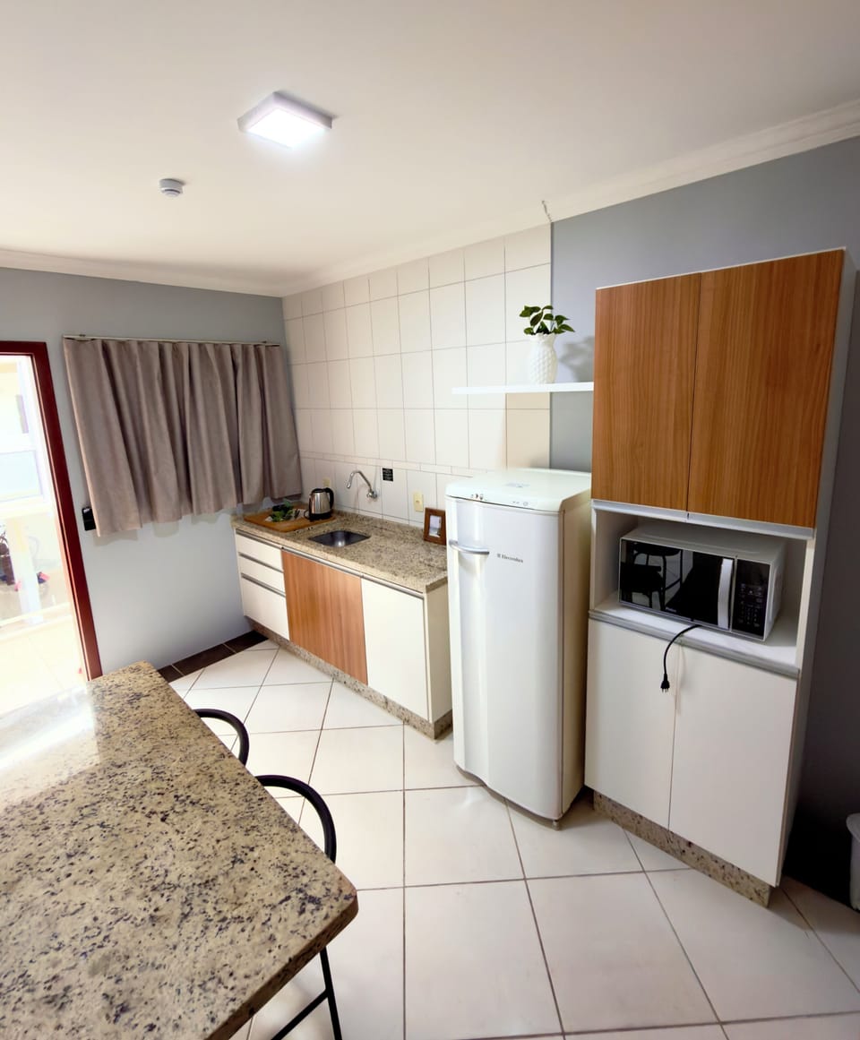 Family Studio | Private kitchen | Microwave