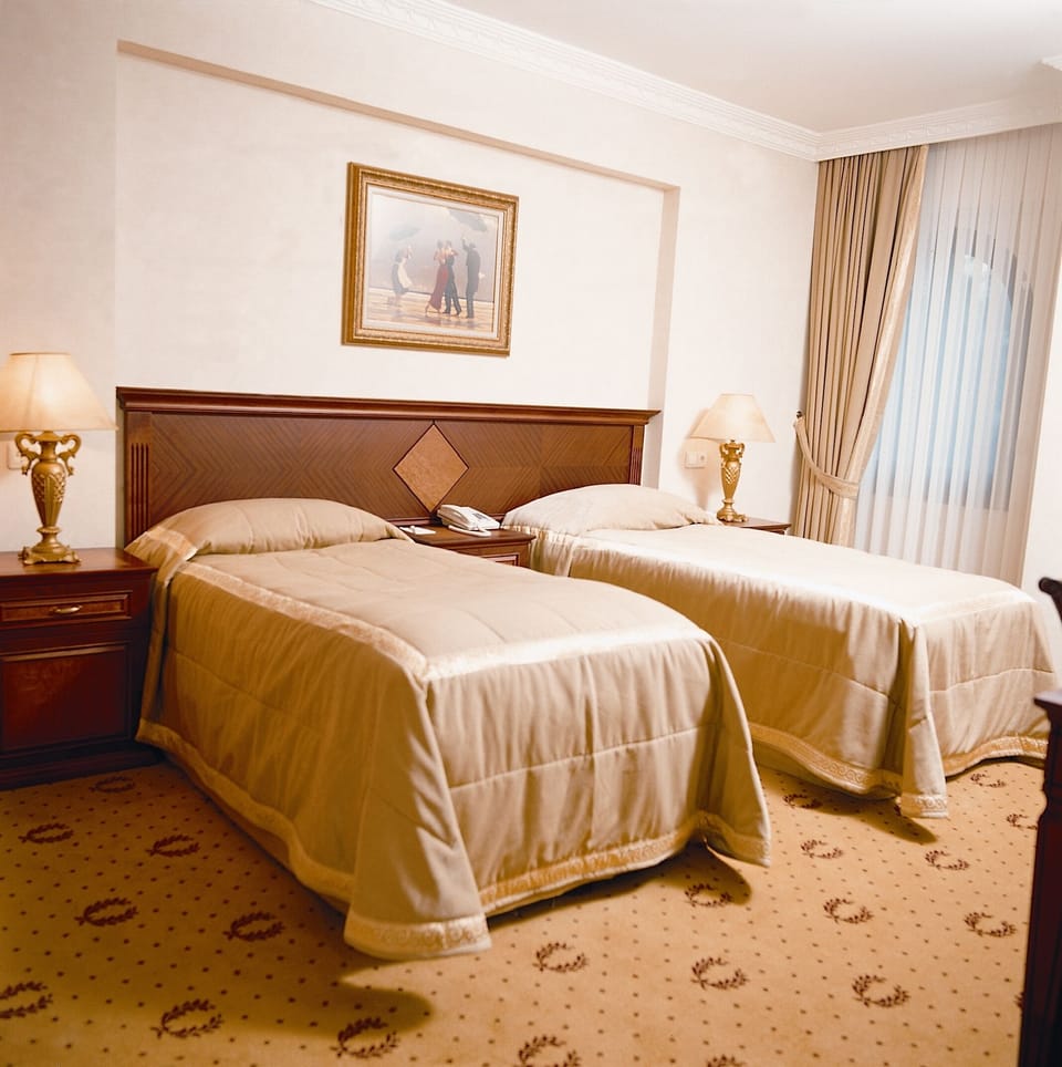 Minibar, in-room safe, desk, blackout drapes