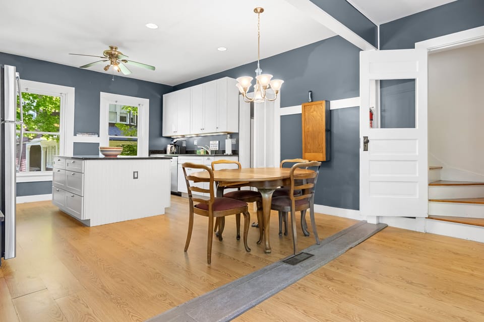 House, Multiple Beds (La Maisonette) | Private kitchen