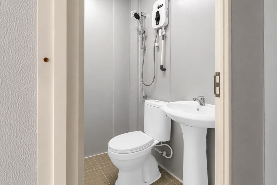 Deluxe Double Room | Bathroom
