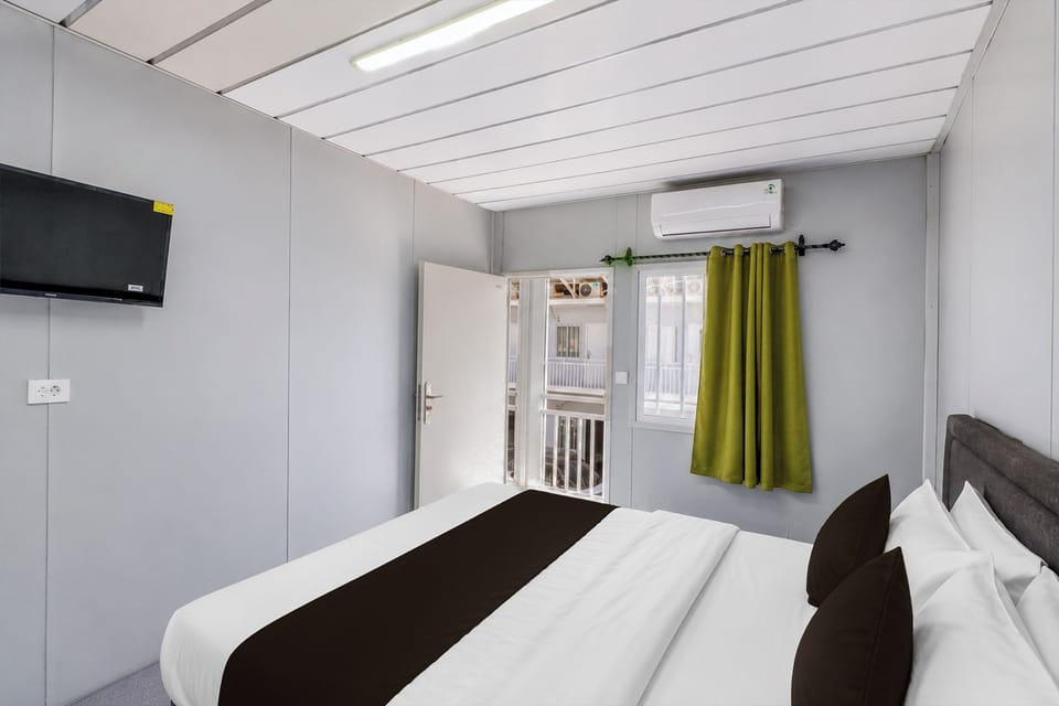 Deluxe Double Room | Bed sheets