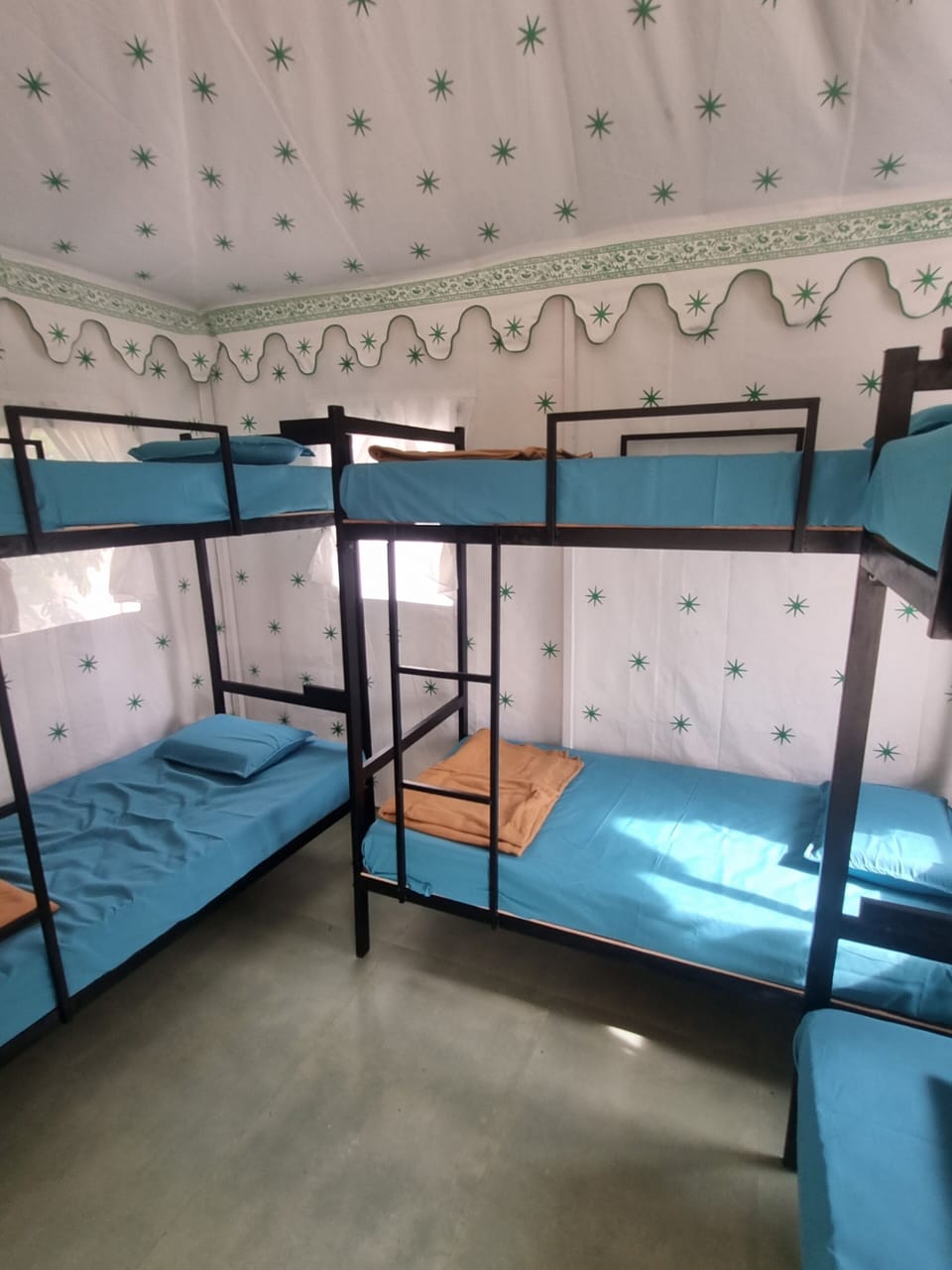Shared Dormitory, Women only, Air conditioning | Memory foam beds, WiFi (free), bed sheets