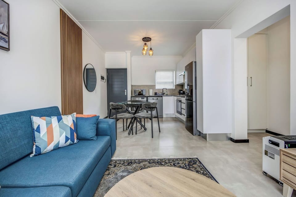 Apartment, 1 Bedroom, Patio | Living room