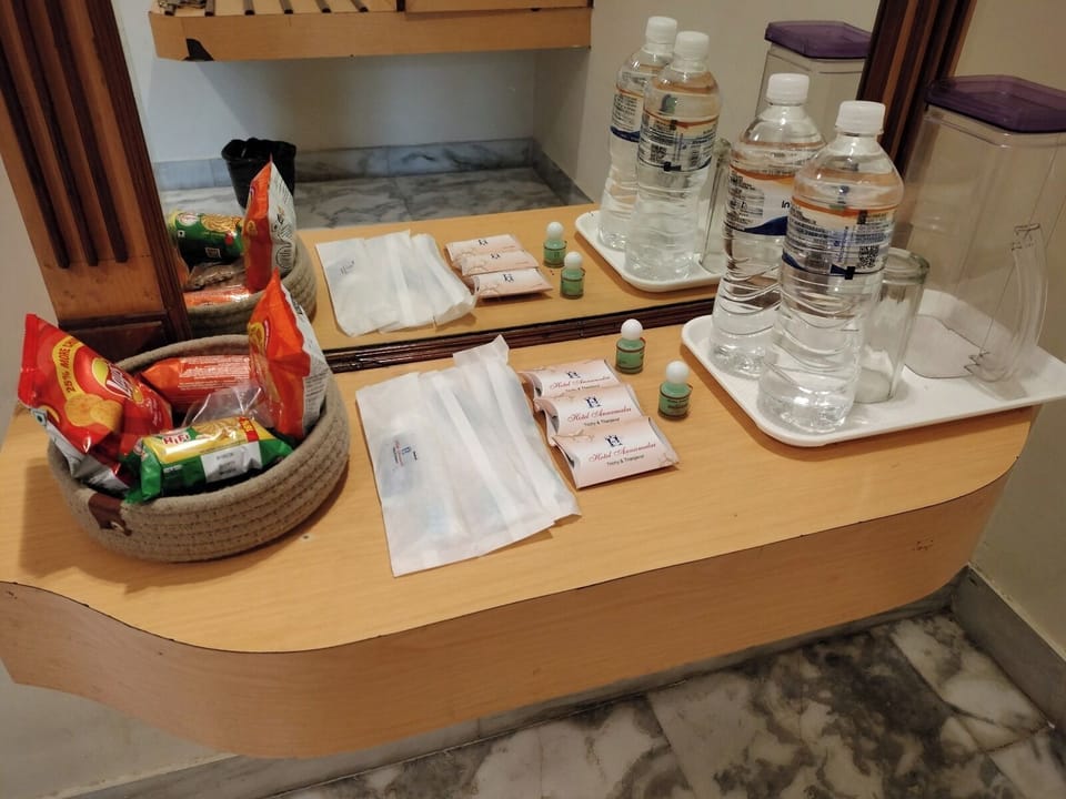 Shower, free toiletries, towels, soap