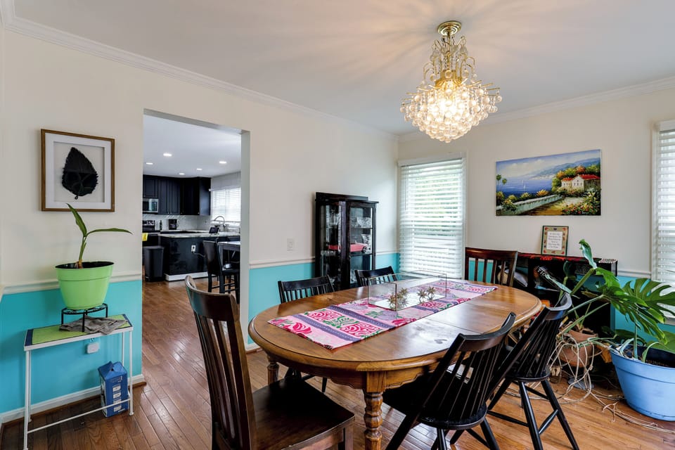 Formal Dining Area | 1st Floor