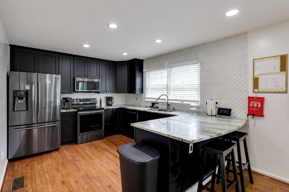 Kitchen | 1st Floor