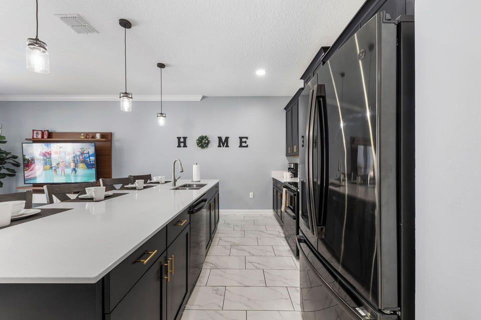 House (4 Bedrooms) | Property amenity