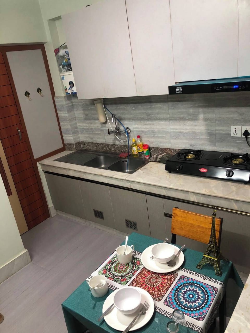 Comfort Apartment, Balcony, City View | Private kitchen