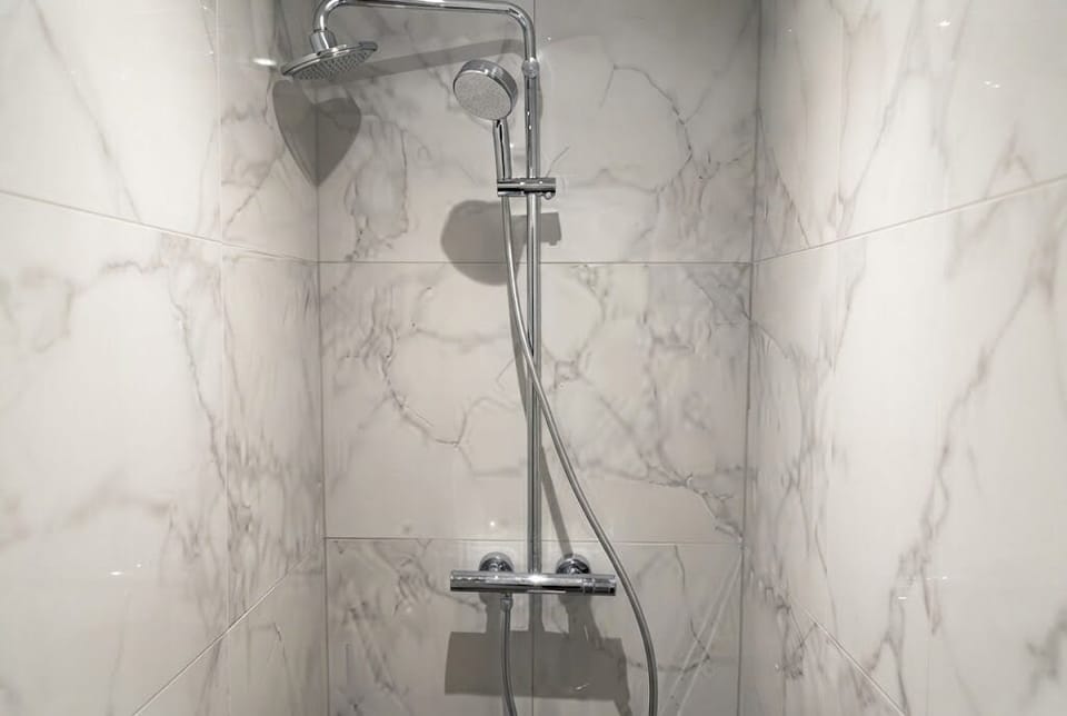Deluxe Penthouse | Bathroom