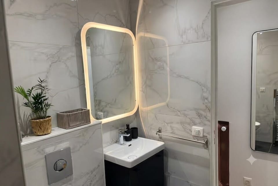 Deluxe Penthouse | Bathroom