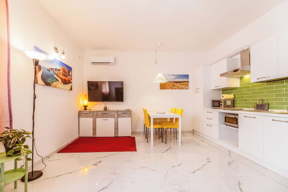 Studio | Interior