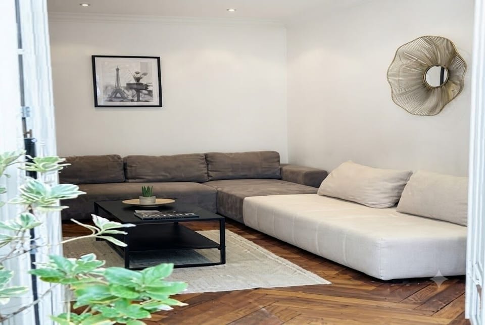Deluxe Penthouse | Living area
