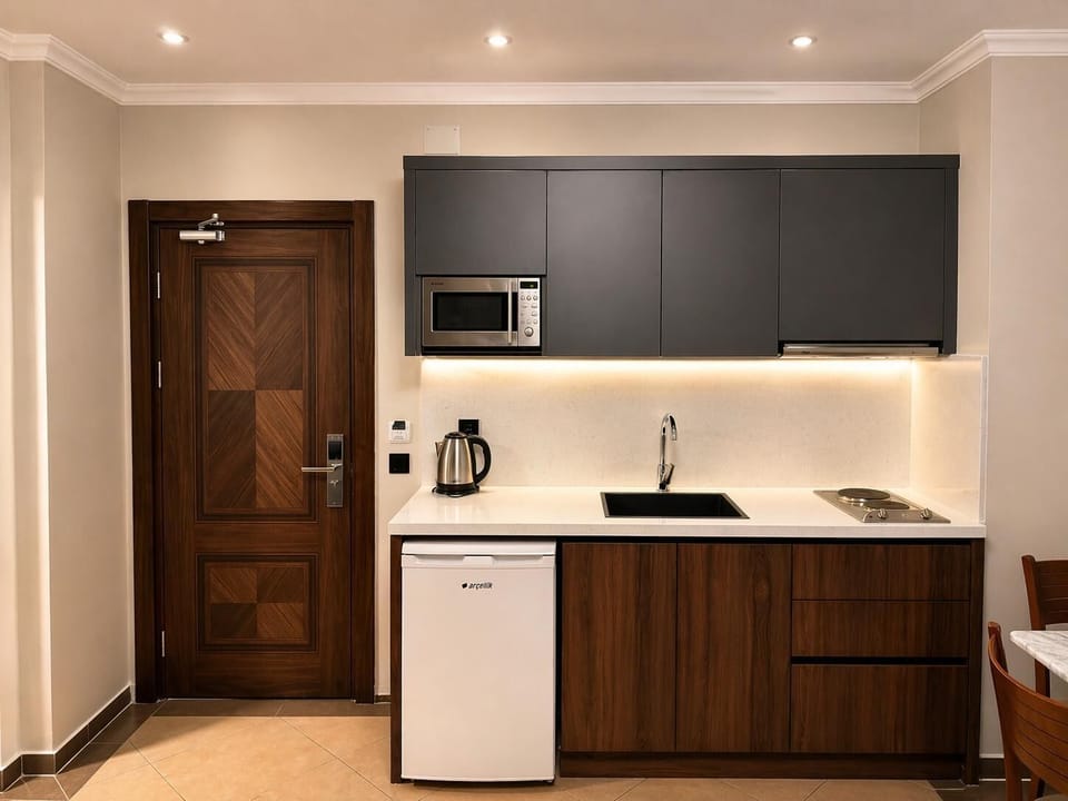 Family Apartment, 1 Bedroom | 1 bedroom, minibar, desk, soundproofing