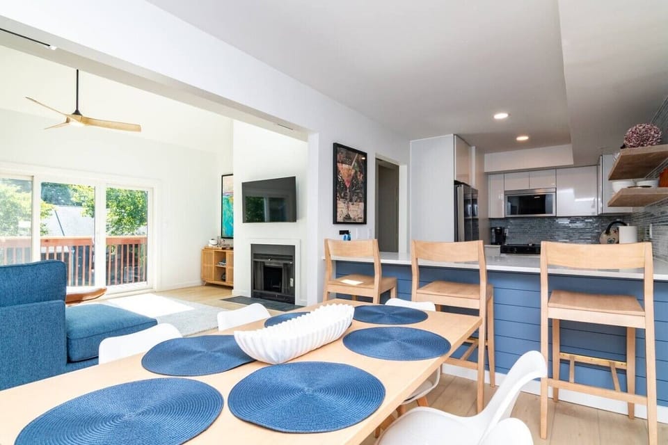 Enjoy meals together in the bright dining space just off the kitchen.