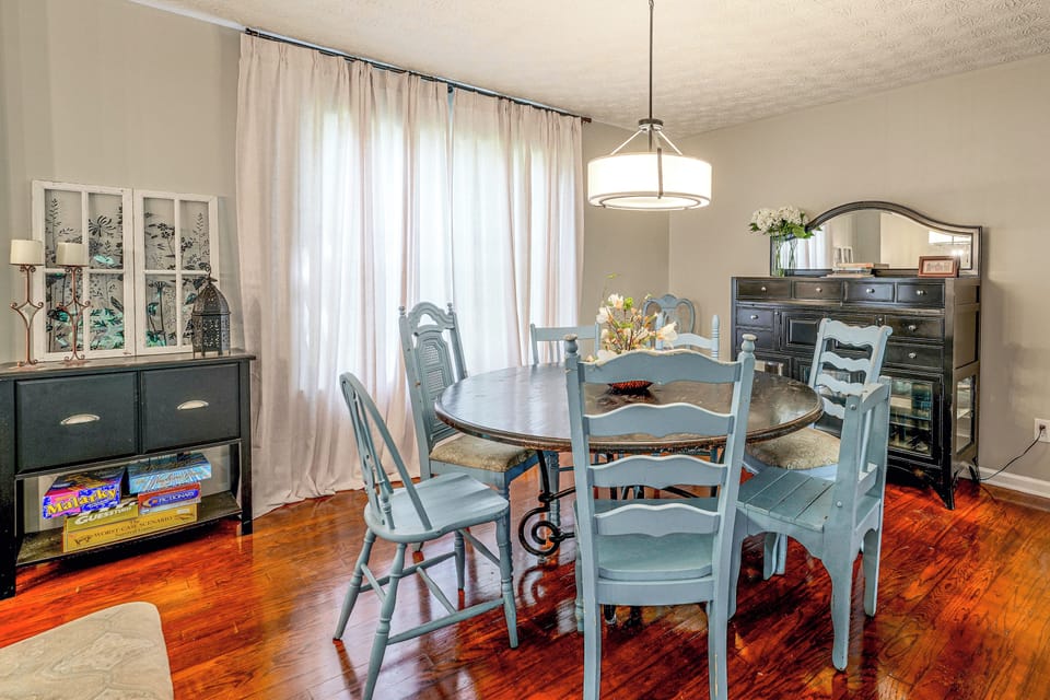 House (4 Bedrooms) | Interior