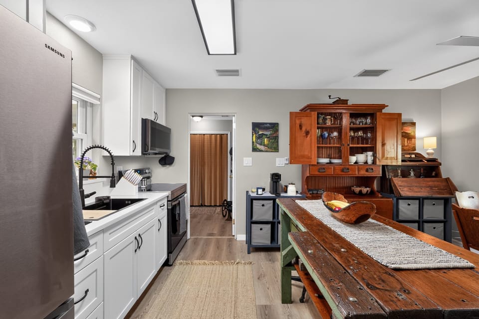 House, 2 Bedrooms | Private kitchen | Coffee/tea maker, fridge, oven, toaster