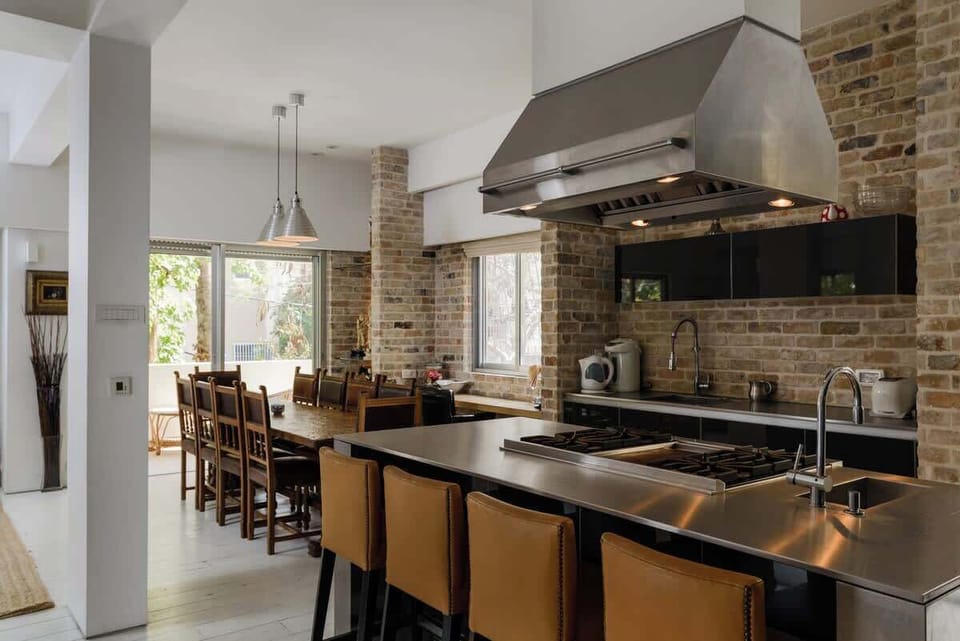 dining & cooking area