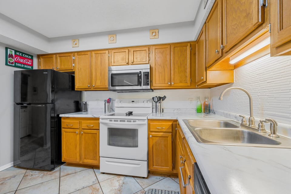 Condo, Multiple Beds (Sea Oats C204) | Private kitchen | Coffee/tea maker