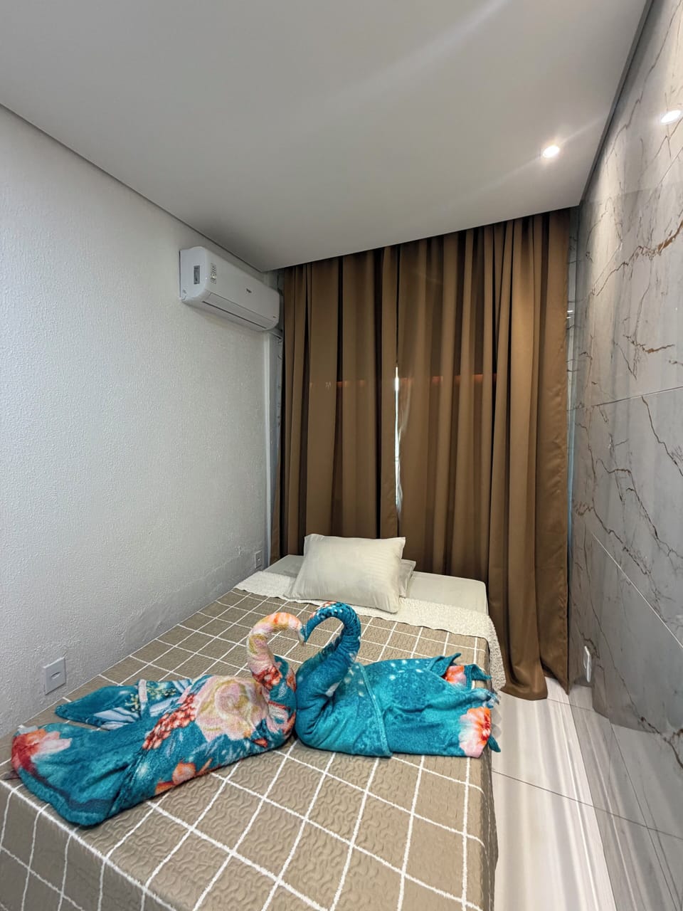 Standard Double or Twin Room | WiFi (free)