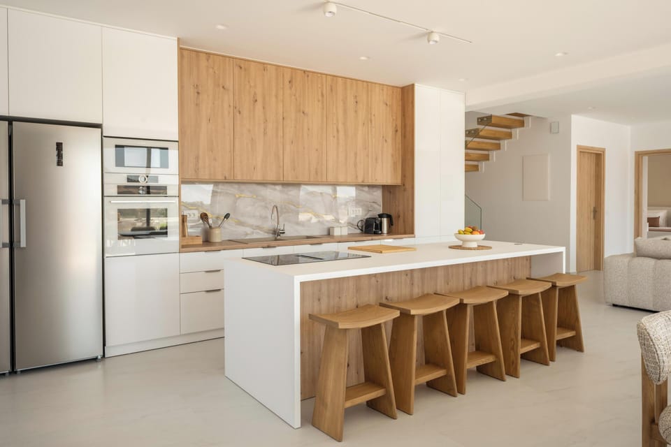 Villa, Mountain View | Private kitchen | Espresso maker, coffee/tea maker, full-size fridge, microwave
