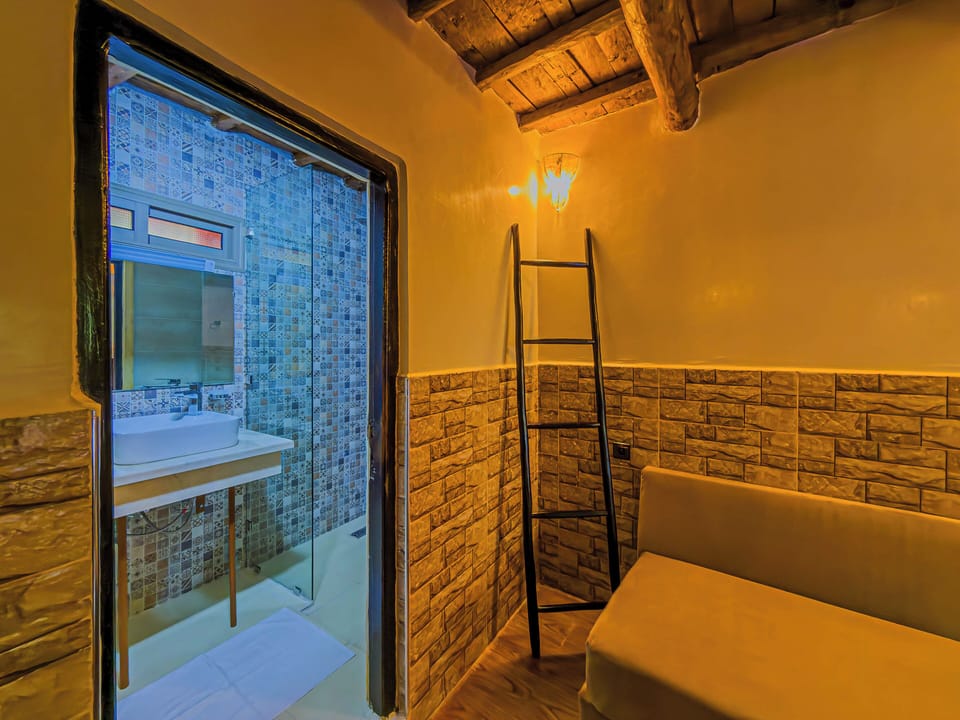 Deluxe Twin Room, Mountain View | Bathroom