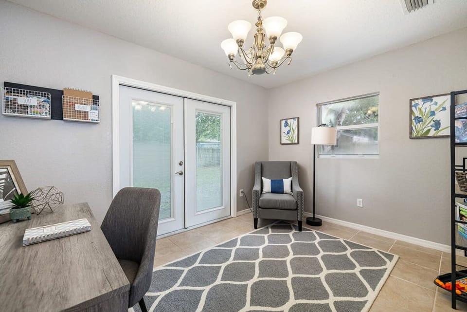House | 3 bedrooms, high-speed internet