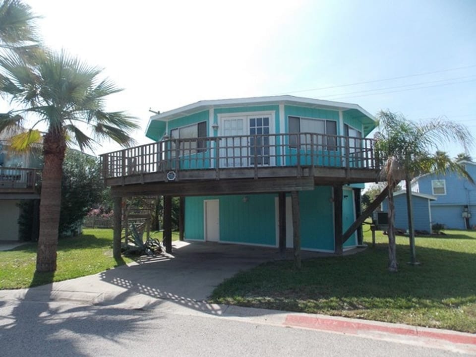 House | 3 bedrooms, high-speed internet