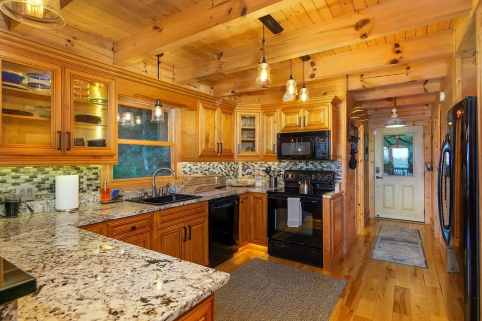House | 4 bedrooms, high-speed internet