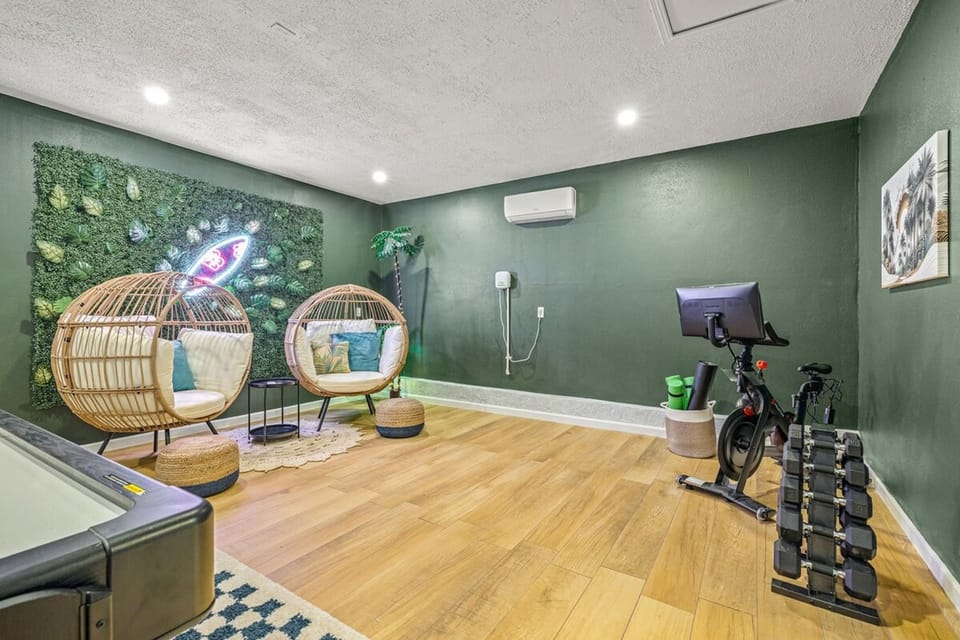 House | 4 bedrooms, high-speed internet