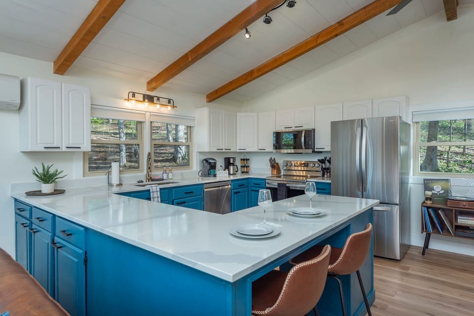 House | 4 bedrooms, high-speed internet