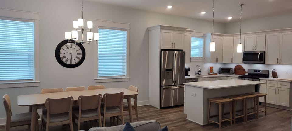 House | 4 bedrooms, high-speed internet