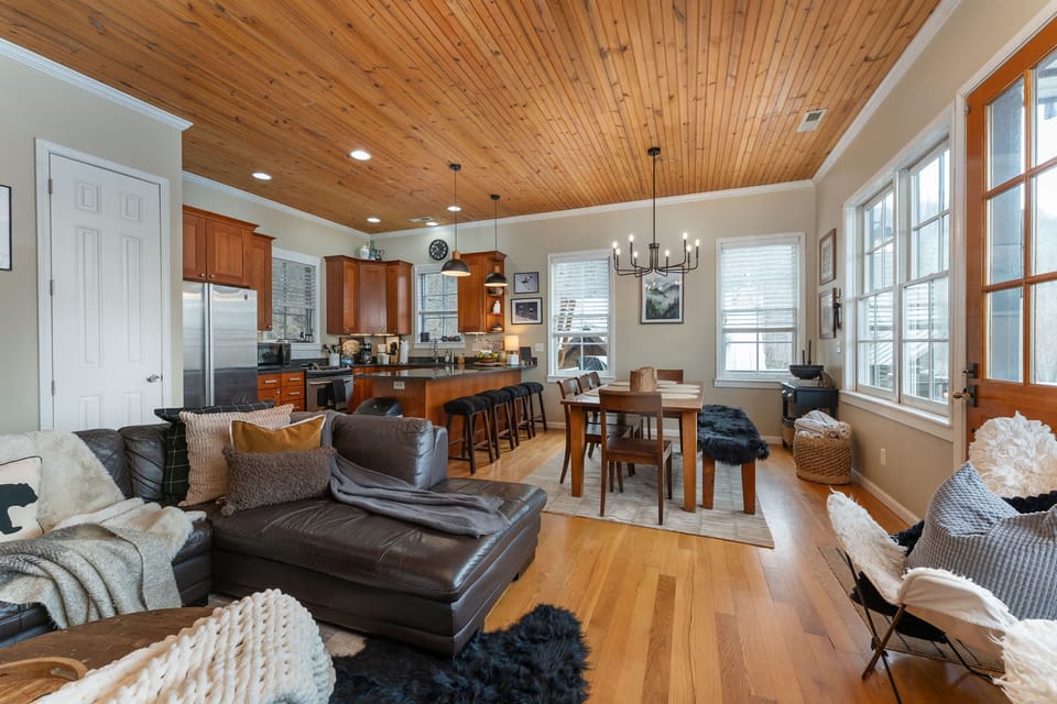 House | 3 bedrooms, high-speed internet